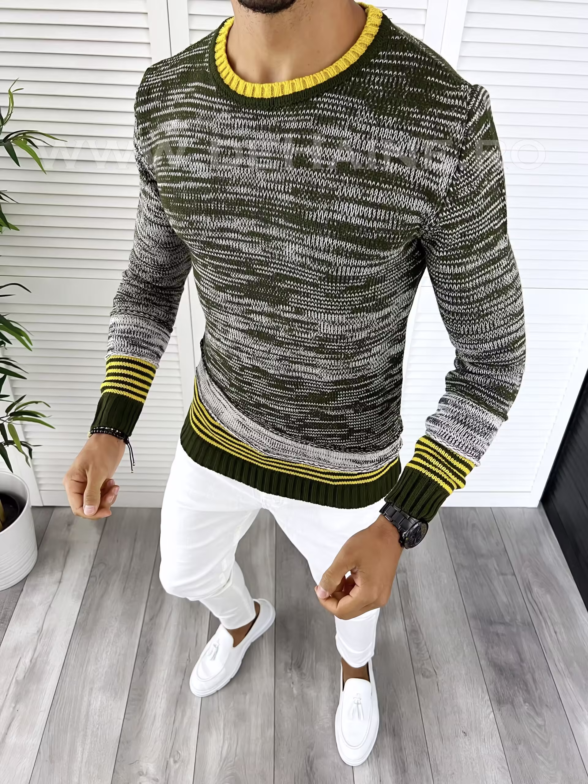 Pulover bărbați gros slim fit kaki T3616 – Eleganță și confort
