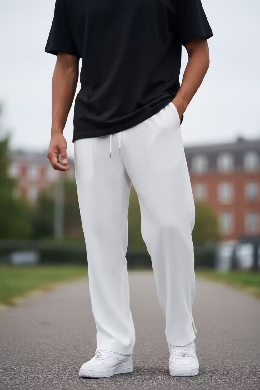 Pantaloni de trening cargo albi conici Y125 – Colectia Noua