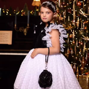 Rochie eleganta din catifea neagra si tulle alb cu flori 3D pentru fete - 8 ani - LIVRARE 24H