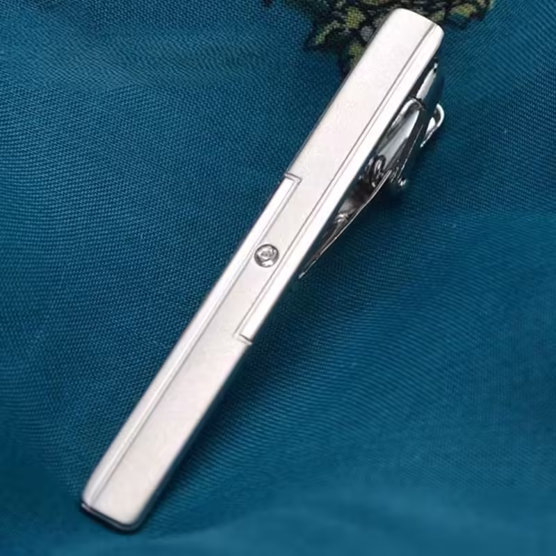 Ac de cravata Argintiu ACR035 – Eleganta si Stil