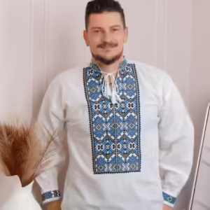 Cămașă Bărbătească Albă cu Motiv Geometric Albastru – Rares