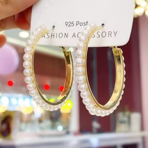 Cercei aurii eleganti, model 32