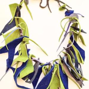 Colier Olive si albastru electric din piele naturala ,asimetric, unicat