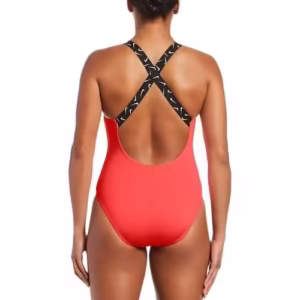 Costum de baie roz Nike Missy Crossback pentru femei – Ideal pentru piscină și plajă