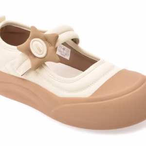 Pantofi bej pentru fete SELECTION KIDS din piele ecologică – Model 532202