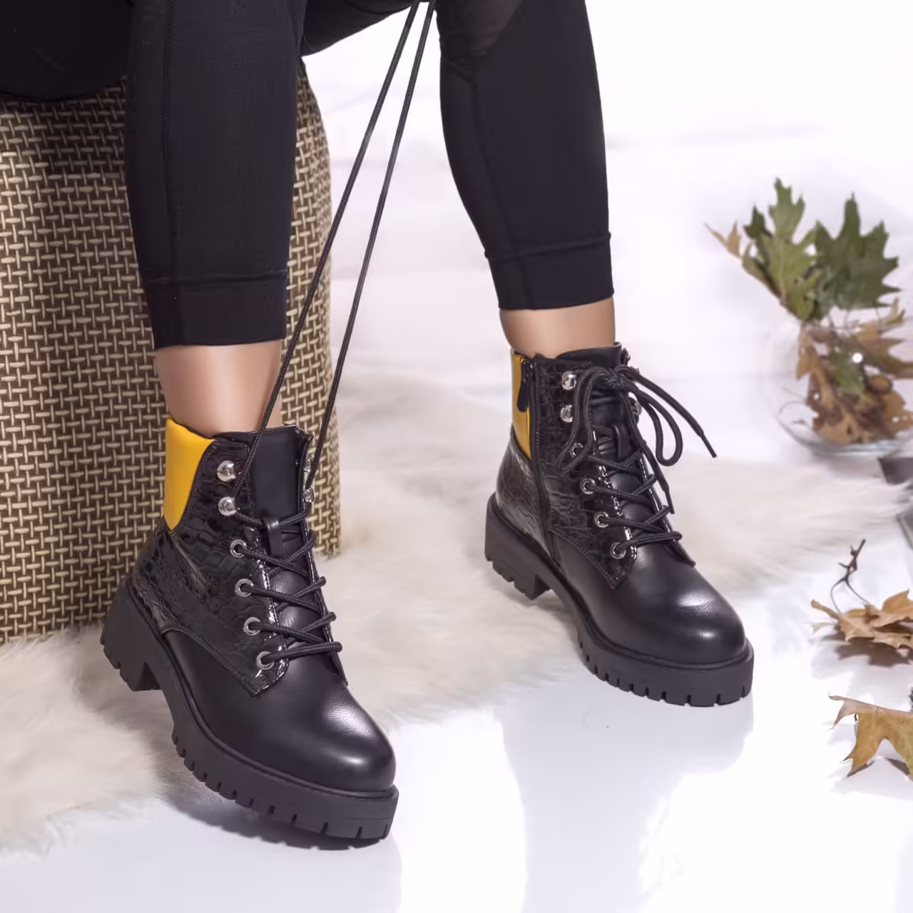 Ghete Dama Piele Ecologica Lacuita Camila – Negru/Galben