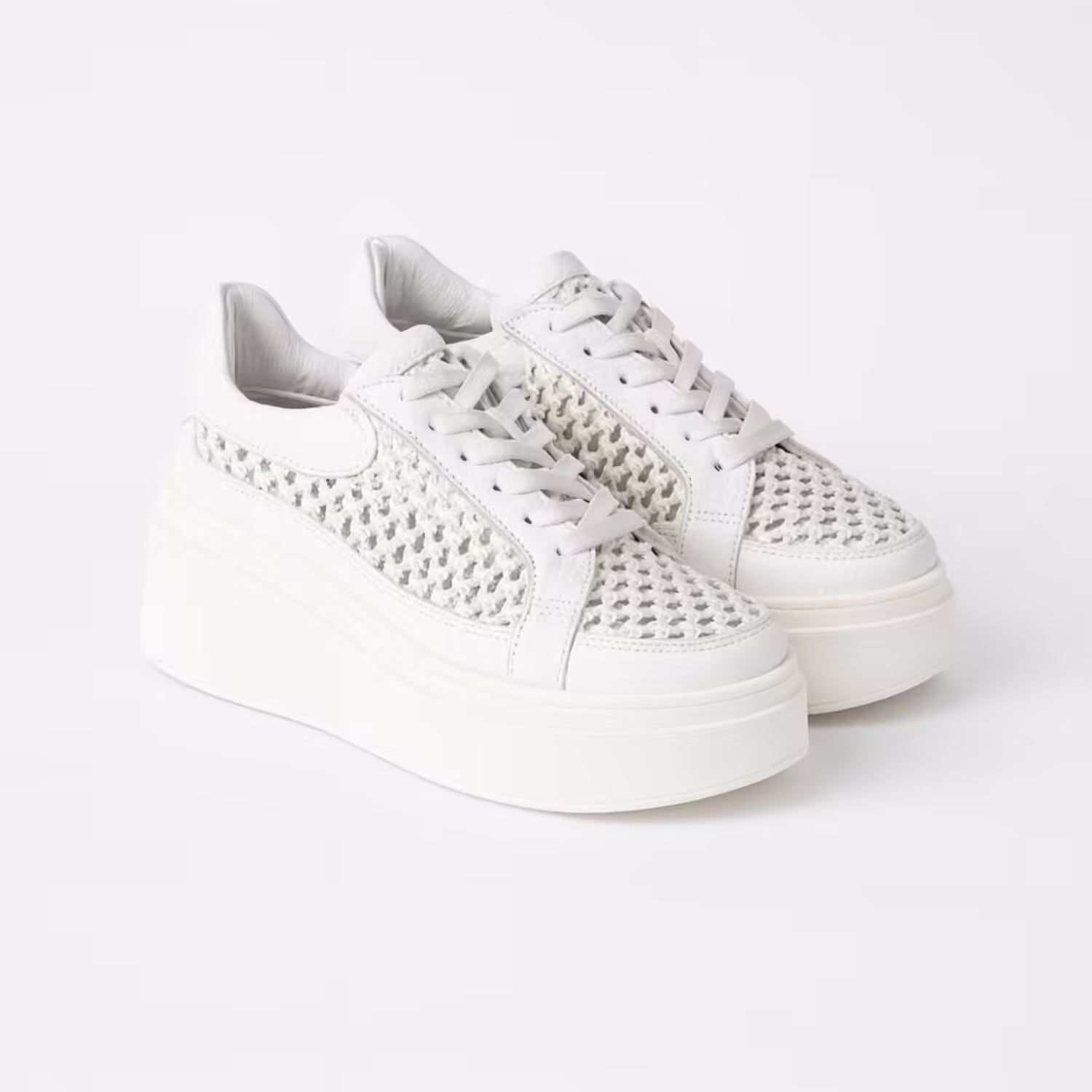 Pantofi casual Piele Naturala Albi cu textil broderie Dami