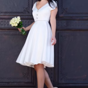 Rochie de cununie Havanna ecru cu maneci tip lalea si nasturi pretiosi