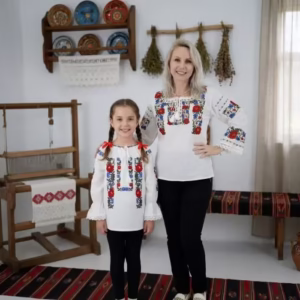 Set II Traditionale Mama-Fiica 90 - Eleganță și Tradiție