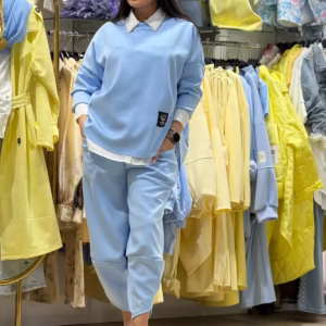 Trening dama bleu cu pantaloni asimetrici