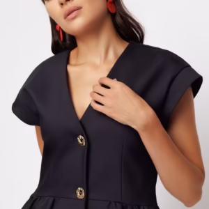 Vesta dama cu peplum